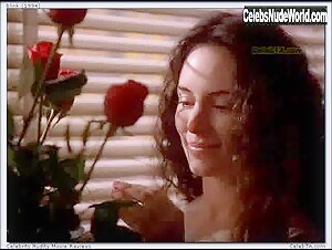 Madeleine Stowe Brunette , Tits scene in Blink (1993) 12