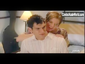 Leigh Livingston Kissing , Butt in Co-Ed Confidential (series) (2007) 5