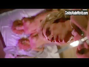 Leigh Harris in I, the Jury (1982) 19