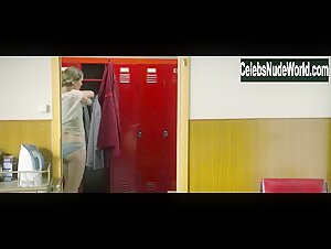 Lena Lauzemis in Das Zimmermadchen Lynn (2014) 2