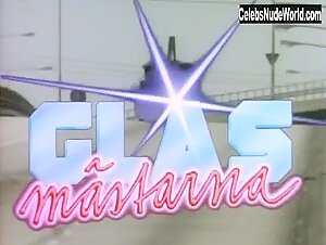 Lena Olin in Glasmastarna (1986) 1