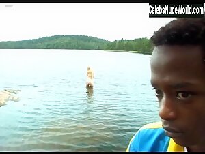 Lia Boysen Blonde , Ouotddor in Det nya landet (2000) 17