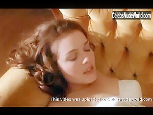 Lila Baumann Lesbian , Stocking in Cahiers intimes (1999) 7