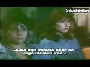Linda Blair in Red Heat (1985) 13