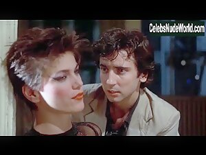 Linda Fiorentino Lingerie , Brunette in After Hours (1985) 13