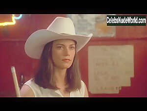 Linda Fiorentino in Beyond the Law (1993) 2
