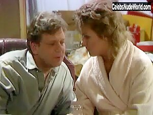 Linda Kruger in Losa forbindelser (series) (1985) 17