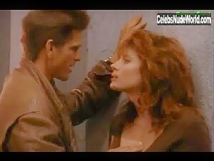 Lisa Comshaw in Fatal Passion (1998) 5