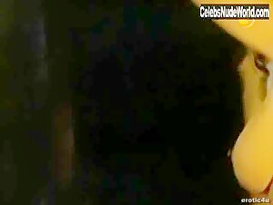 Lisa Throw Outdoor , Nipple in Shandra: The Jungle Girl (1999) 17