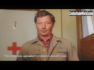Lisbeth Olsen in Somaend pa sengekanten (1976) 16