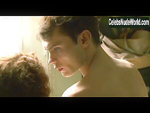 Lola Naymark in L'armee du crime (2009) 18