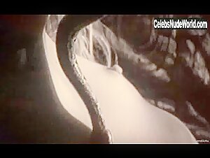 Loredana Cannata Fetish , Blonde in La donna lupo (1999) 19