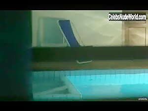 Loredana Cannata Pool , Hot in La donna lupo (1999) 9