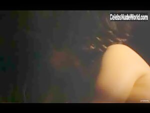 Loredana Cannata Explicit , Couple in La donna lupo (1999) 16