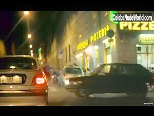 Loredana Cannata Blowjob , Blonde in La donna lupo (1999) 14