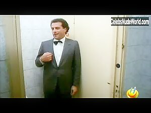 Loredana Romito in Rimini Rimini - Un anno dopo (1988) 9