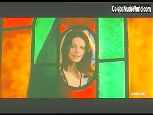 Lorraine De Selle in Violenza in un carcere femminile (1982)
