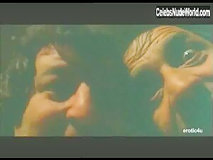 Lorraine De Selle in Violenza in un carcere femminile (1982) 18