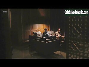 Louisa Krause Couple , Nipple in Girlfriend Experience (series) (2016) 5
