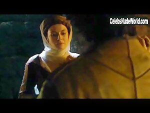 Louise Pasteau in La commanderie (series) (2010) 12
