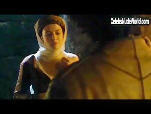 Louise Pasteau in La commanderie (series) (2010) 15