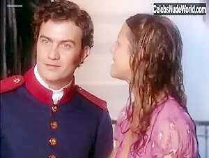 Luana Piovani in O Quinto dos Infernos (series) (2002) 13