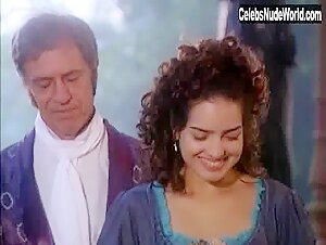 Luana Piovani in O Quinto dos Infernos (series) (2002) 19