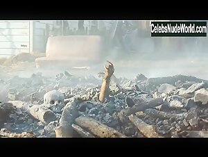 Lucy Lawless in Ash vs Evil Dead (series) (2015) 6