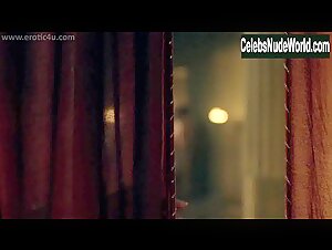 Lucy Lawless Costume , Butt in Spartacus: Vengeance (series) (2010) 17