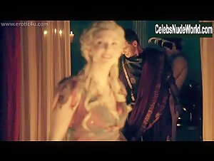 Lucy Lawless Costume , Butt in Spartacus: Vengeance (series) (2010) 8