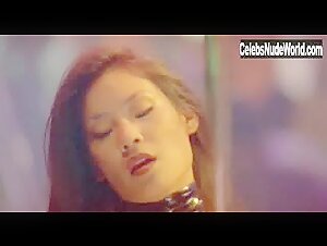 Lucy Liu in City of Industry (1997) 18