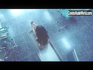 Lucy Liu Butt , Gore scene in Rise: Blood Hunter (2007) 12