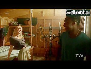 Ludivine Reding Interracial , Kissing in Fugueuse (series) (2018) 1