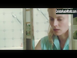 Ludivine Sagnier in Pieds nus sur les limaces (2010) 17