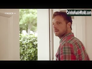 Luise Bahr in Manner! Alles auf Anfang (series) (2015) 10