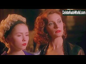 Lydie Denier in Wild Orchid II: Two Shades of Blue (1991) 19