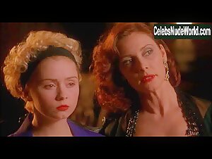 Lydie Denier in Wild Orchid II: Two Shades of Blue (1991) 7