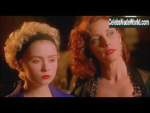Lydie Denier in Wild Orchid II: Two Shades of Blue (1991) 9