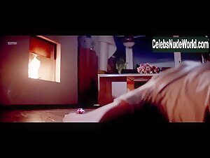 Macarena Gomez in Vibraciones (short) (2014) 17