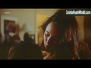 Madeleine Stowe Pool , Wet in Unlawful Entry (1992) 18