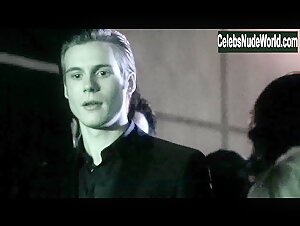 Madison McKinley in Damages S04E03 (series) (2007) 3