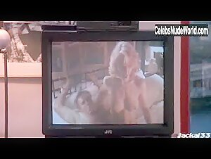 Madonna Hairy Pussy , Blonde in Body of Evidence (1993) 15