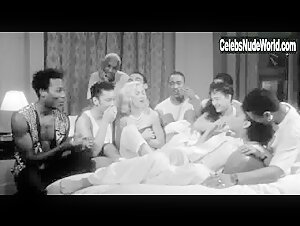 Madonna in Madonna: Truth or Dare (1991) 18