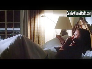 Madonna nude , sex scene in Snake Eyes (1993) 11