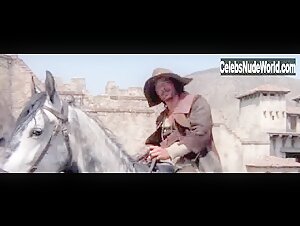Magda Konopka in Blindman (1971) 8