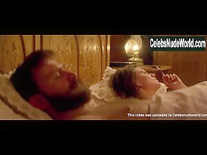Magdalena Boczarska in Pilsudski (2019) 14