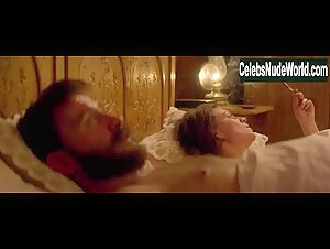 Magdalena Boczarska in Pilsudski (2019) 16