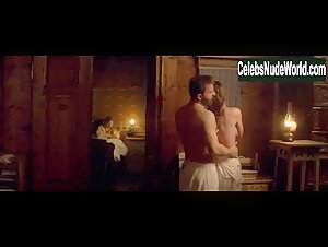 Magdalena Boczarska in Pilsudski (2019) 3