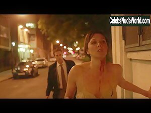 Maggie Gyllenhaal in The Honourable Woman (series) (2014) S01E06 19