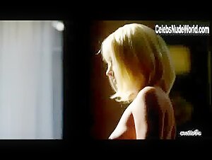 Makinna Ridgway in Femme Fatales (series) (2011) 4